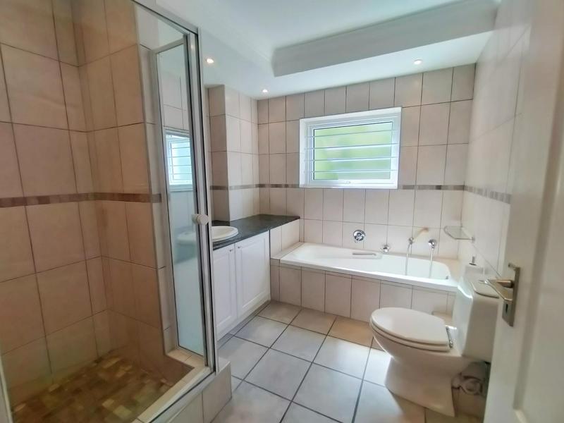 To Let 3 Bedroom Property for Rent in Hout Bay Western Cape